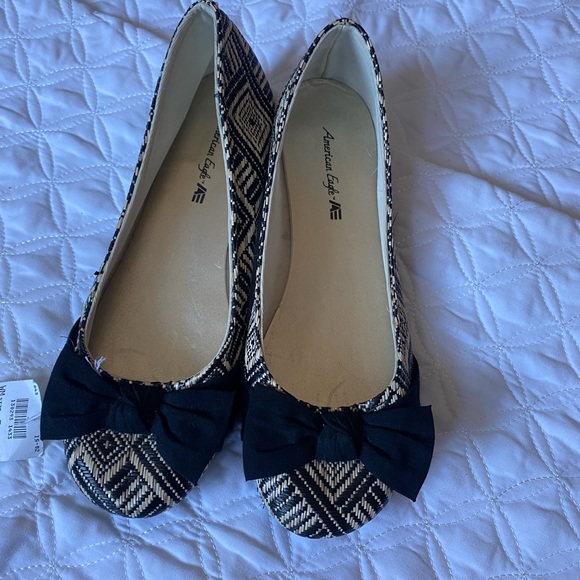 2/15$ AMERICAN EAGLE Size 7 - Picture 2 of 3